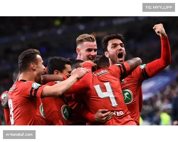 雷恩主帅专访：详解本季“全攻全守352”体系在法甲的适应与挑战